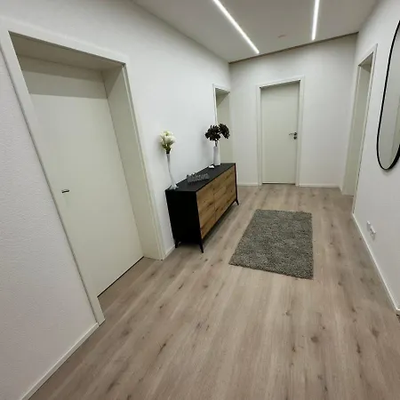 Landloft Apartment *